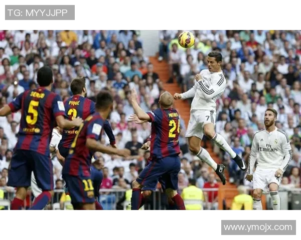 欧冠经典战役巴萨绝杀那不勒斯逆转成历史冷门瞬间引发全场狂欢